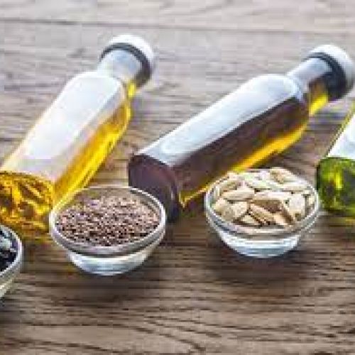 Bất ngờ với hàng loạt tác dụng của dầu thực vật thiên nhiên với mái tóc